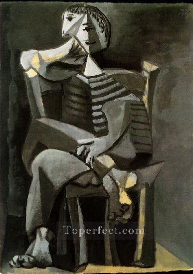 Man seated knitting stripes 1939 cubism Pablo Picasso Oil Paintings